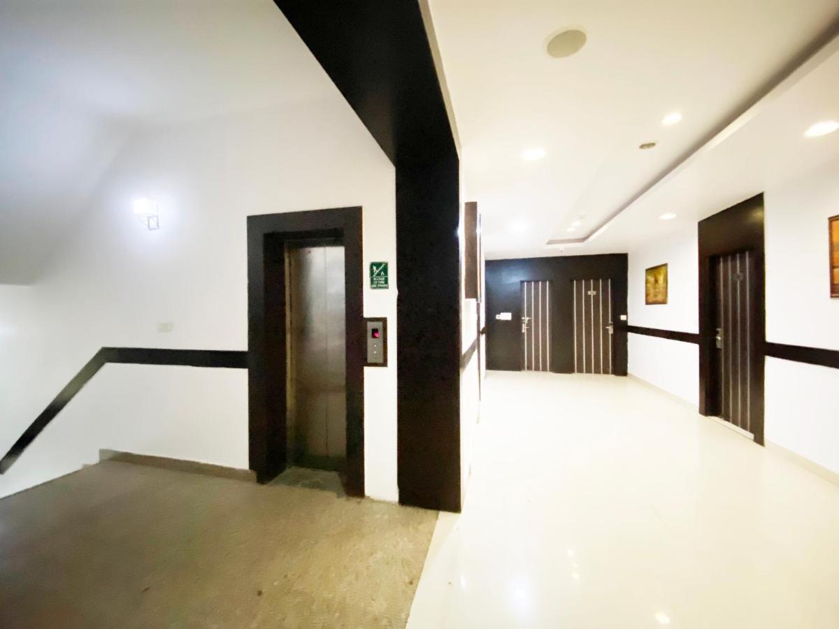Hotel Admire Inn "Near Atal Chowk, Sector 15, Vasundhara" Ghaziabad Bagian luar foto