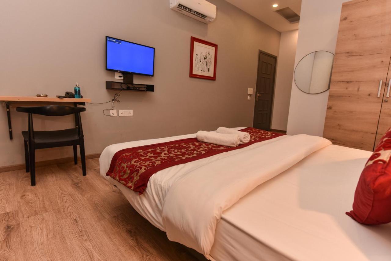 Hotel Admire Inn "Near Atal Chowk, Sector 15, Vasundhara" Ghaziabad Bagian luar foto