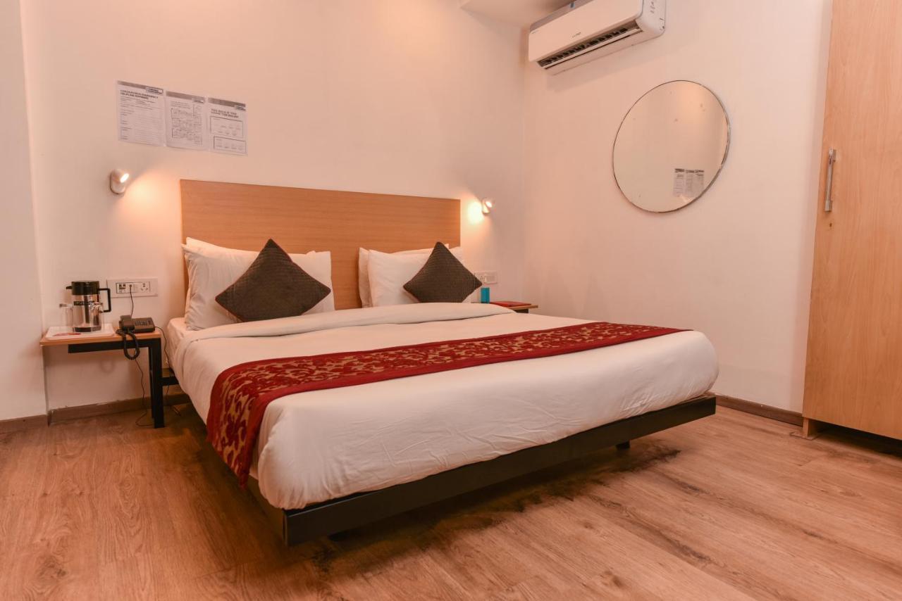 Hotel Admire Inn "Near Atal Chowk, Sector 15, Vasundhara" Ghaziabad Bagian luar foto