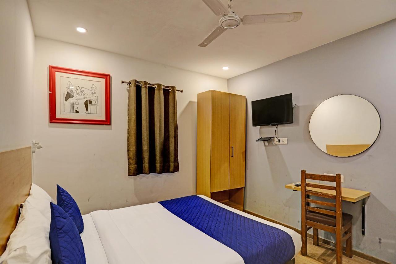 Hotel Admire Inn "Near Atal Chowk, Sector 15, Vasundhara" Ghaziabad Bagian luar foto