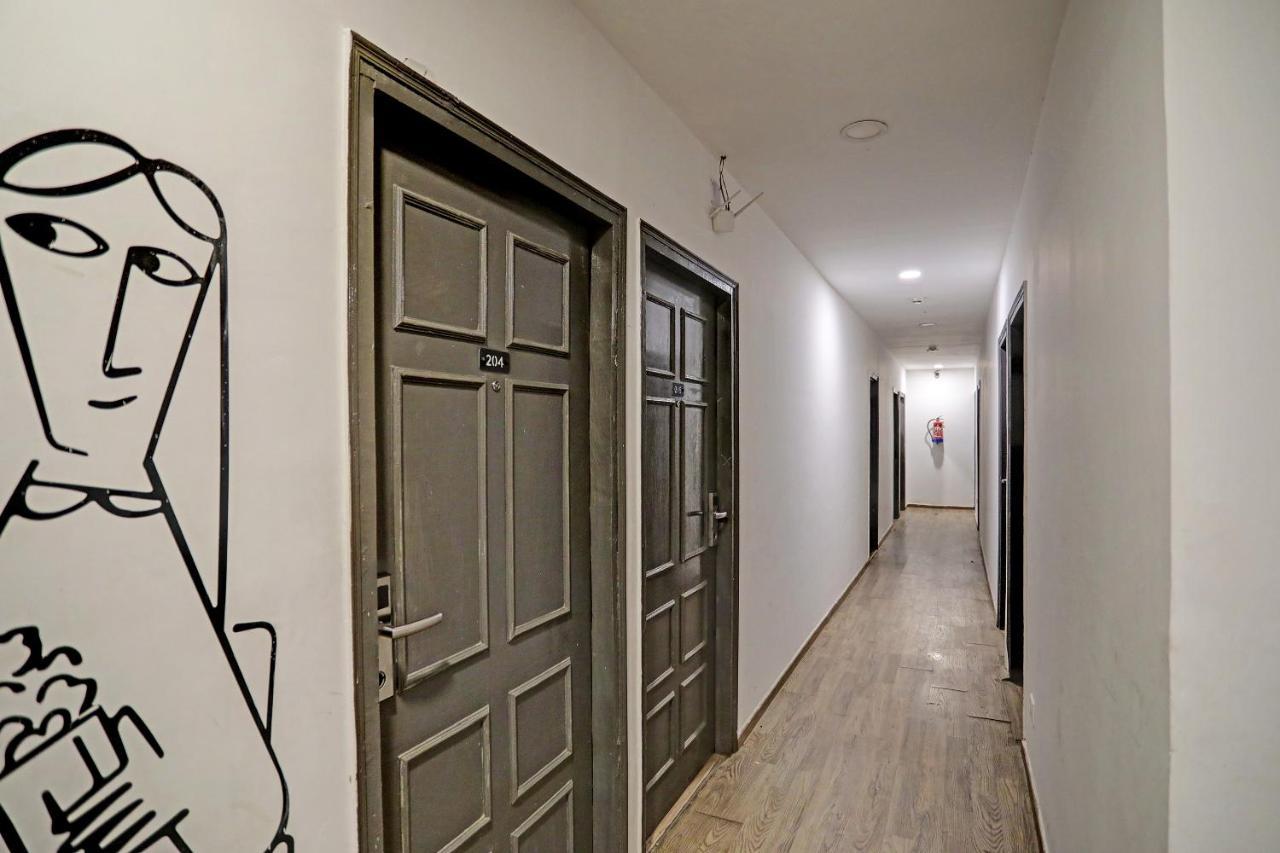 Hotel Admire Inn "Near Atal Chowk, Sector 15, Vasundhara" Ghaziabad Bagian luar foto