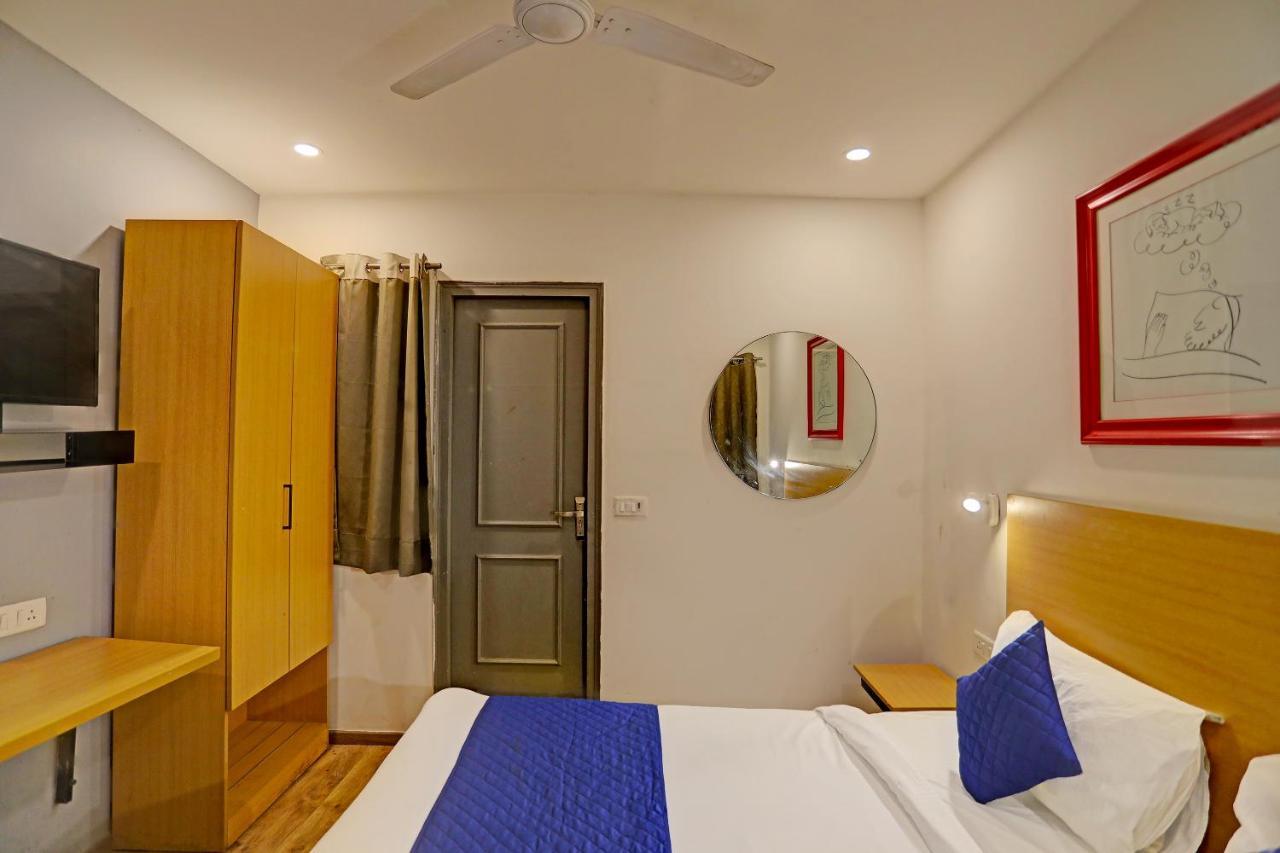 Hotel Admire Inn "Near Atal Chowk, Sector 15, Vasundhara" Ghaziabad Bagian luar foto