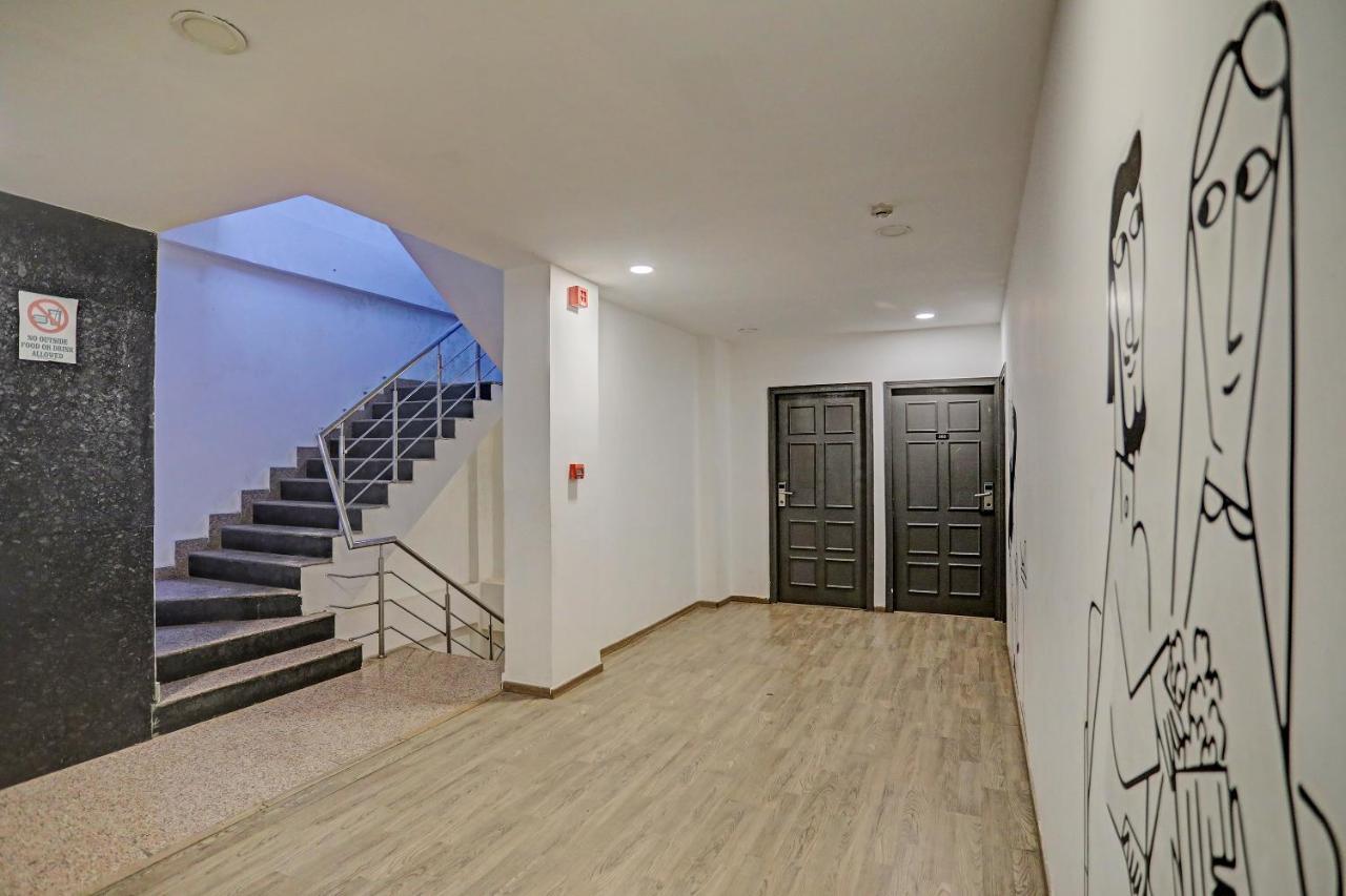 Hotel Admire Inn "Near Atal Chowk, Sector 15, Vasundhara" Ghaziabad Bagian luar foto